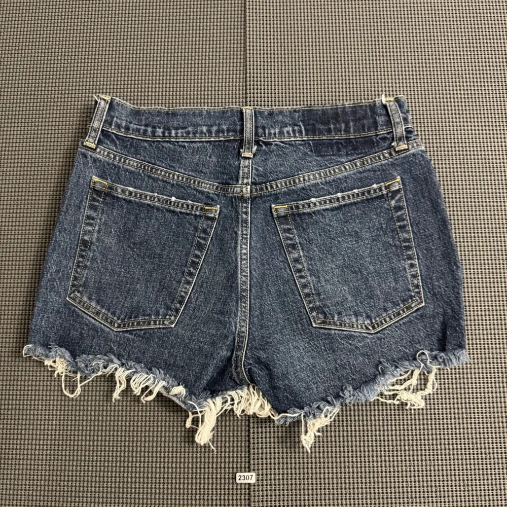 Gap Denim Cheeky Short High Rise Dark Wash Button Fly Frayed Hem Size 27 4R